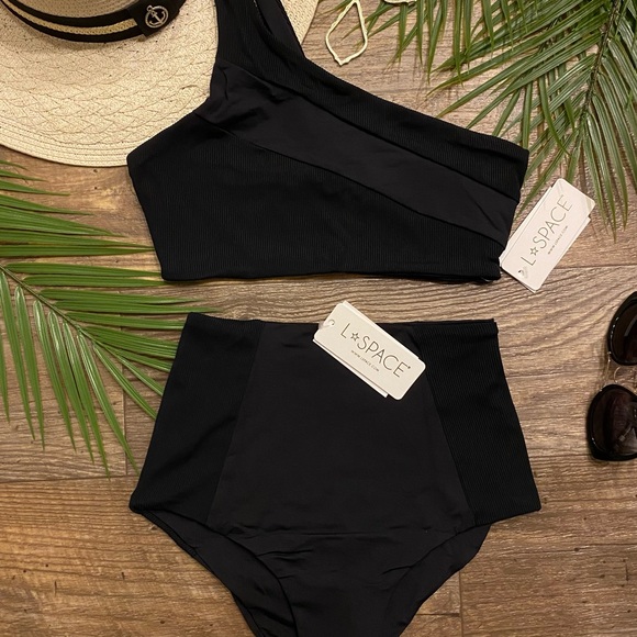 L*Space 🖤 Black Celeste Bikini Top | Jackie High Waisted Bitsy Bottom - Picture 3 of 14
